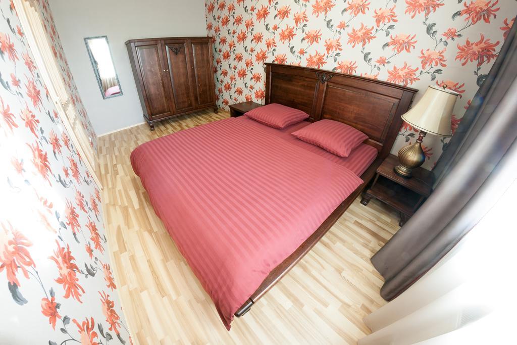 Tvirtove Appartement VNO Buitenkant foto